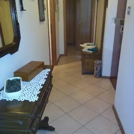 Lejlighed A Casa Di Nonna Tirano