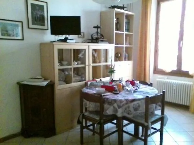 Διαμέρισμα A Casa Di Nonna Tirano